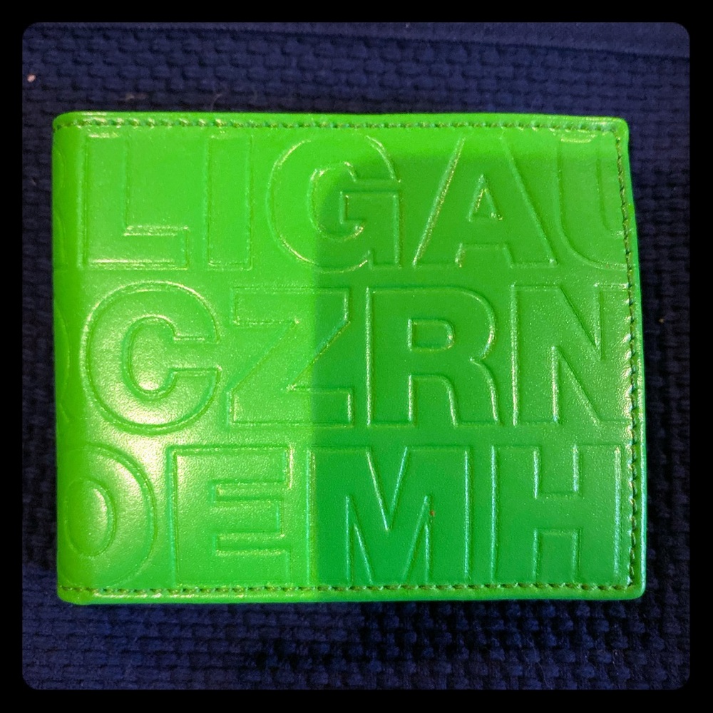 AUTHENTIC Comme Des Garçons Leather bifold wallet